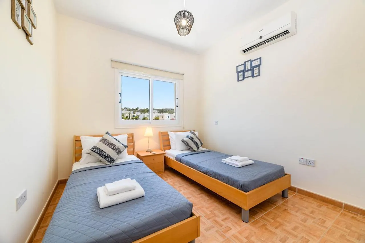 Nireas Seaview Villa Protaras 0*,  Cyprus